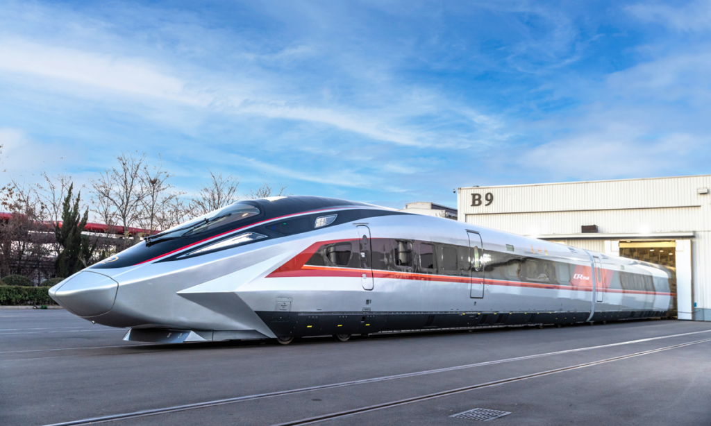 China Unveils CR450 High-Speed Train 400 km/h