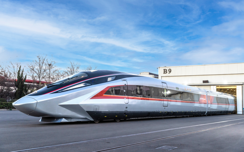 China Unveils CR450 High-Speed Train 400 km/h